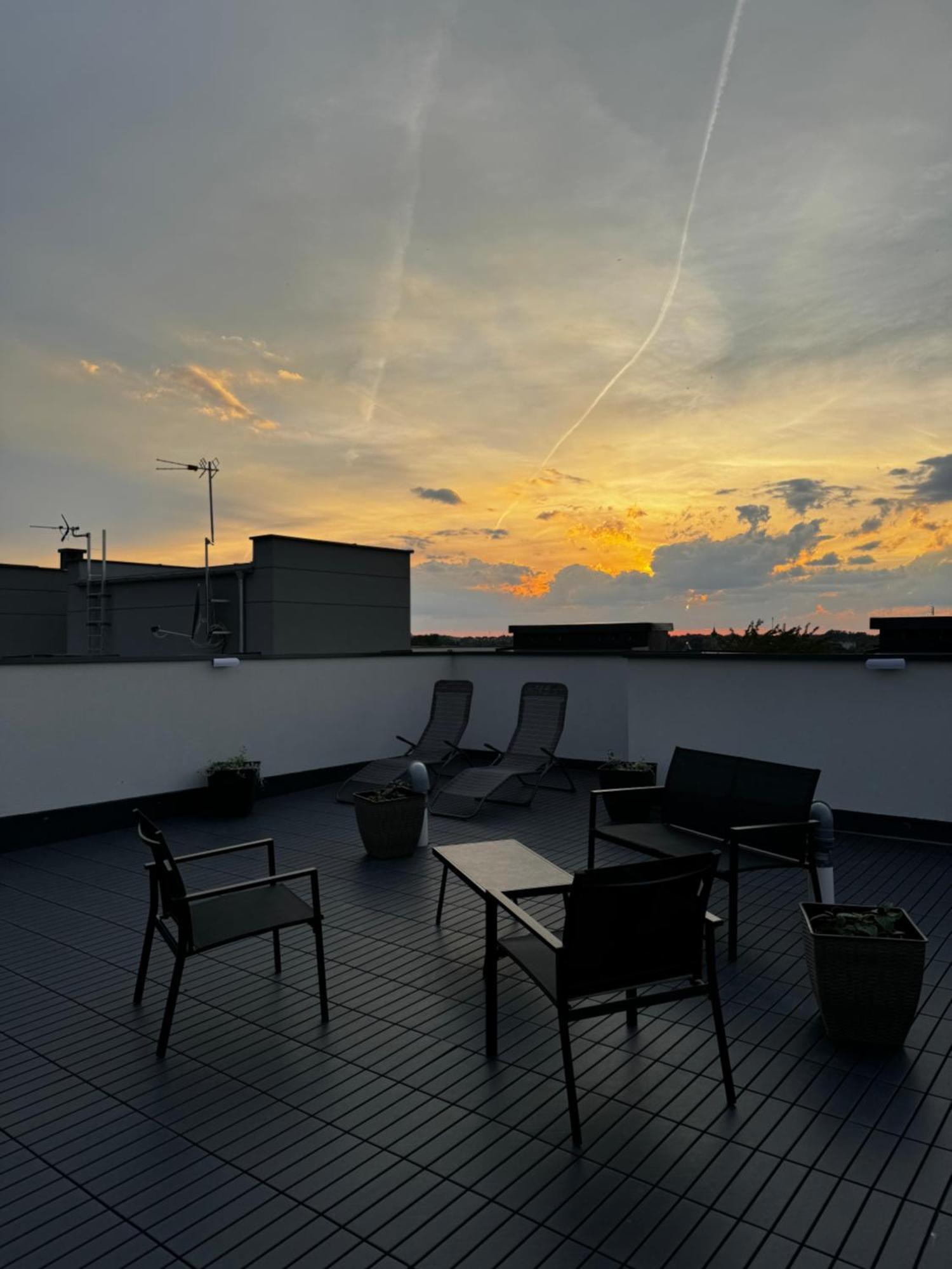 Apartament Z Tarasem 23 Болеславец Экстерьер фото