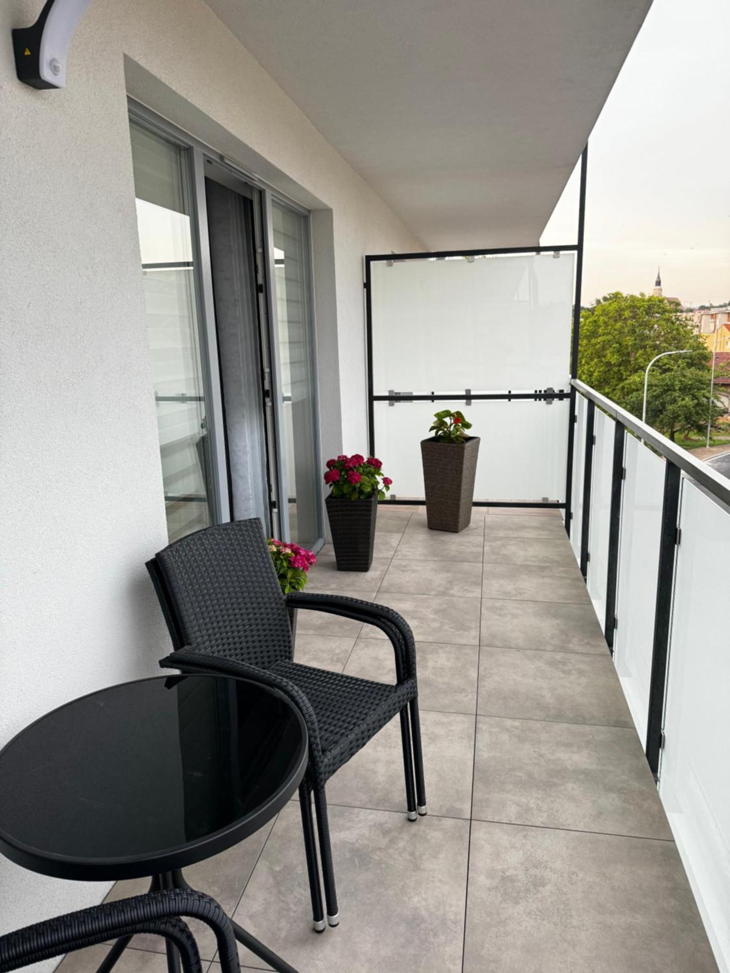 Apartament Z Tarasem 23 Болеславец Экстерьер фото